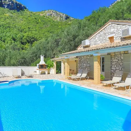 Kefalaki Villa *