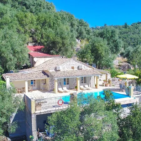 Kefalaki Villa Katávolos