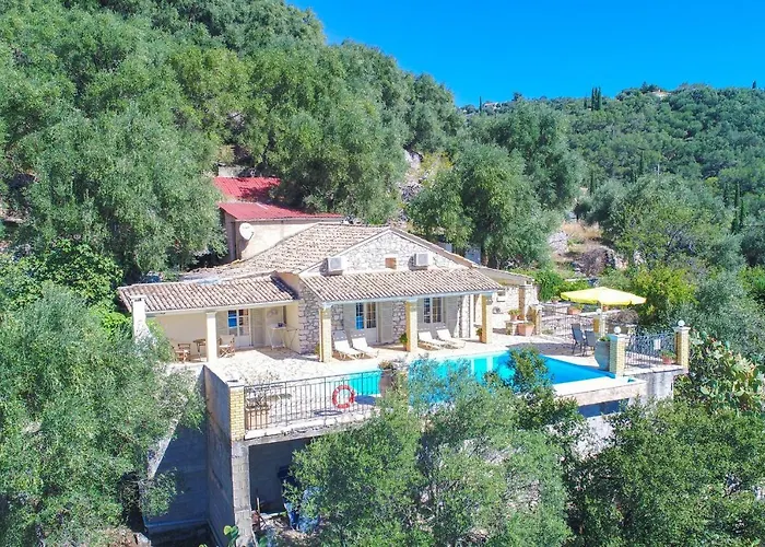 Kefalaki Villa Katávolos